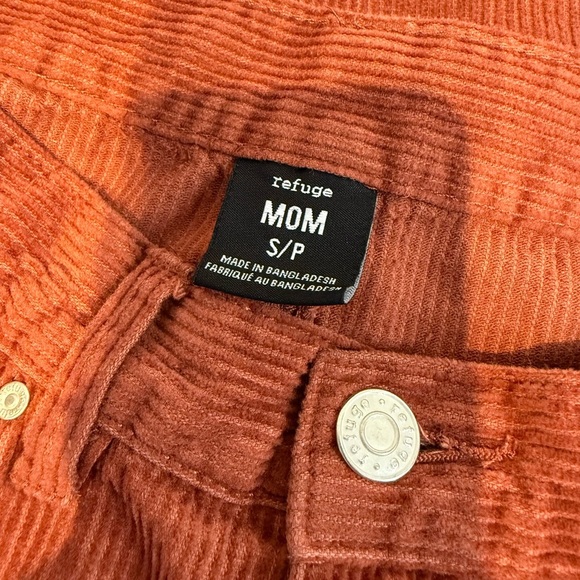Refuge denim | women's small Corduroy mom Pants in Warm Rust - Picture 4 of 5